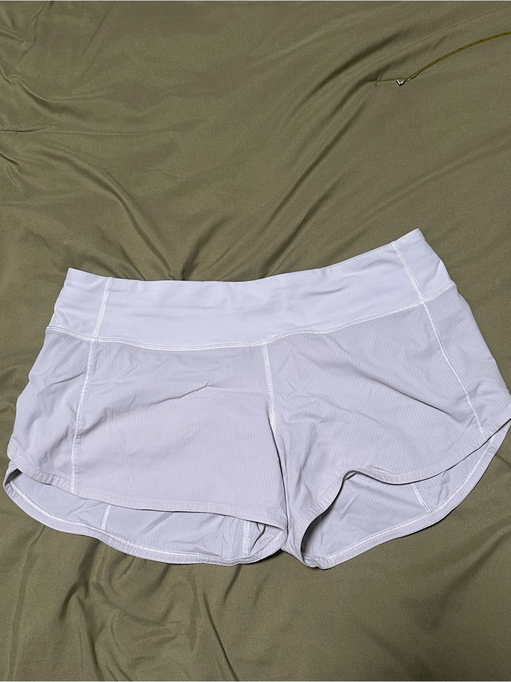 Lululemon Run: Speed Short (2.5) with lining and draw string - WHITE